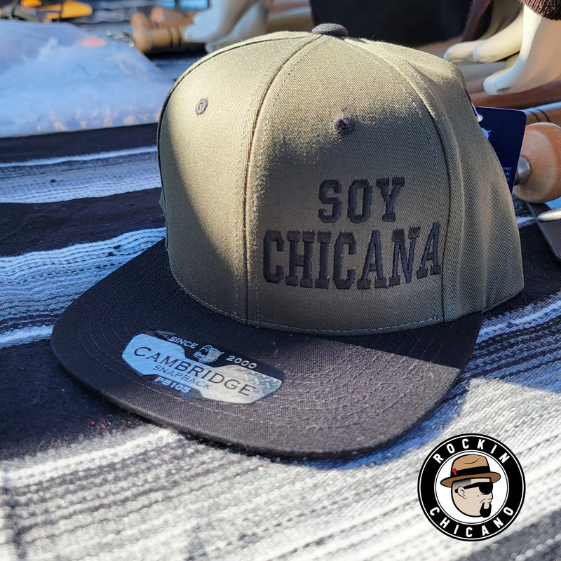 Soy Chicana Snapback hat - Navy and gray