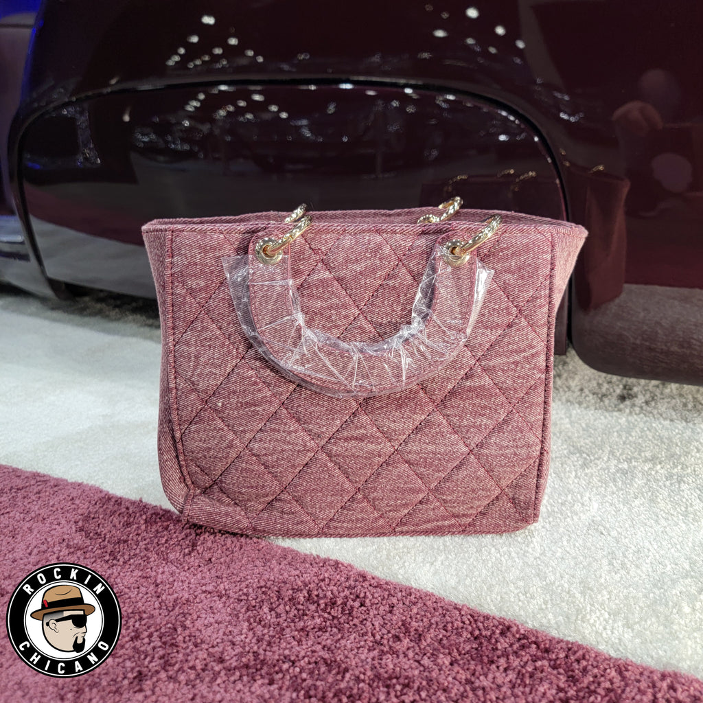 Medium Handbag in Burgundy