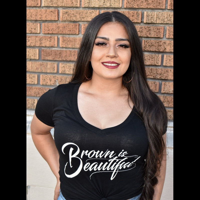 Proud Chicana w/ Red Rose V-Neck Tee