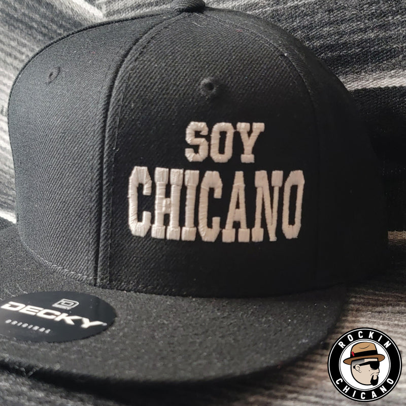 Soy Chicano Snapback hat - Black on Black