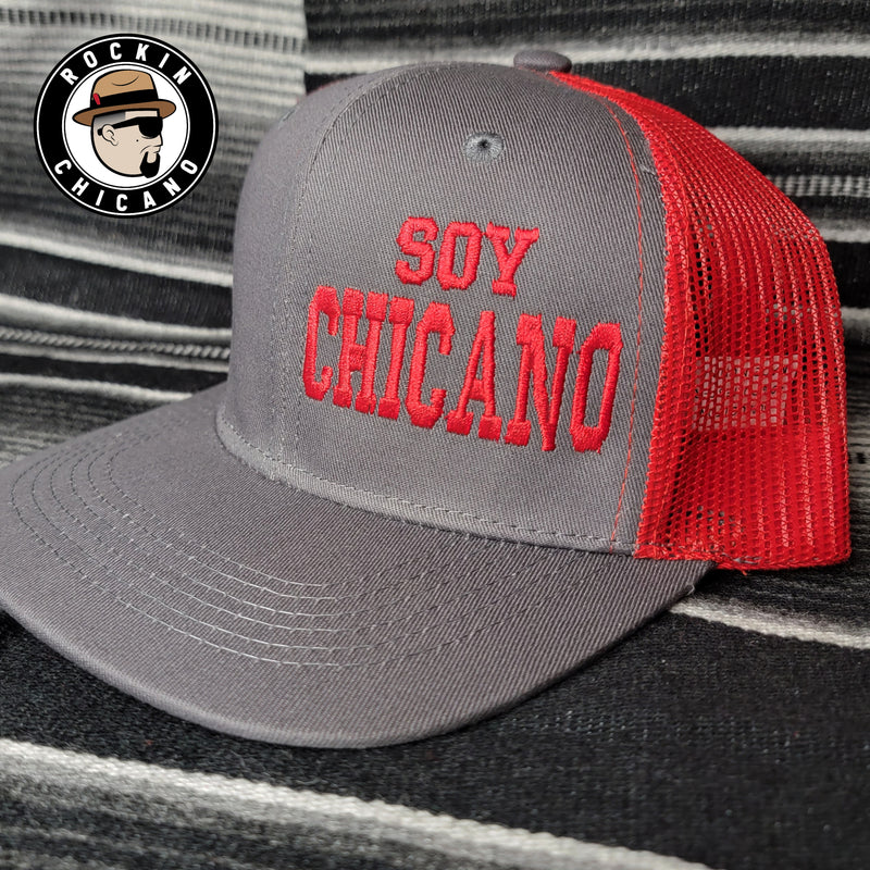 Soy Chicano Snapback hat in Red and Grey